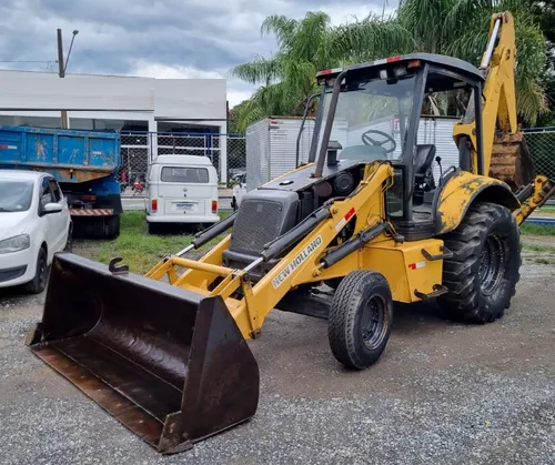 RETROESCAVADEIRA NEW HOLLAND LB 90 4X2-2006