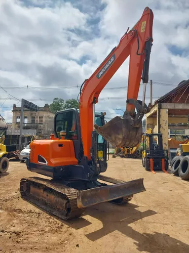 MINI ESCAVADEIRA DOOSAN DX60-2018